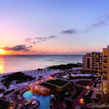 The Ritz-Carlton, Aruba Hotel Палм Бийч Екстериор снимка