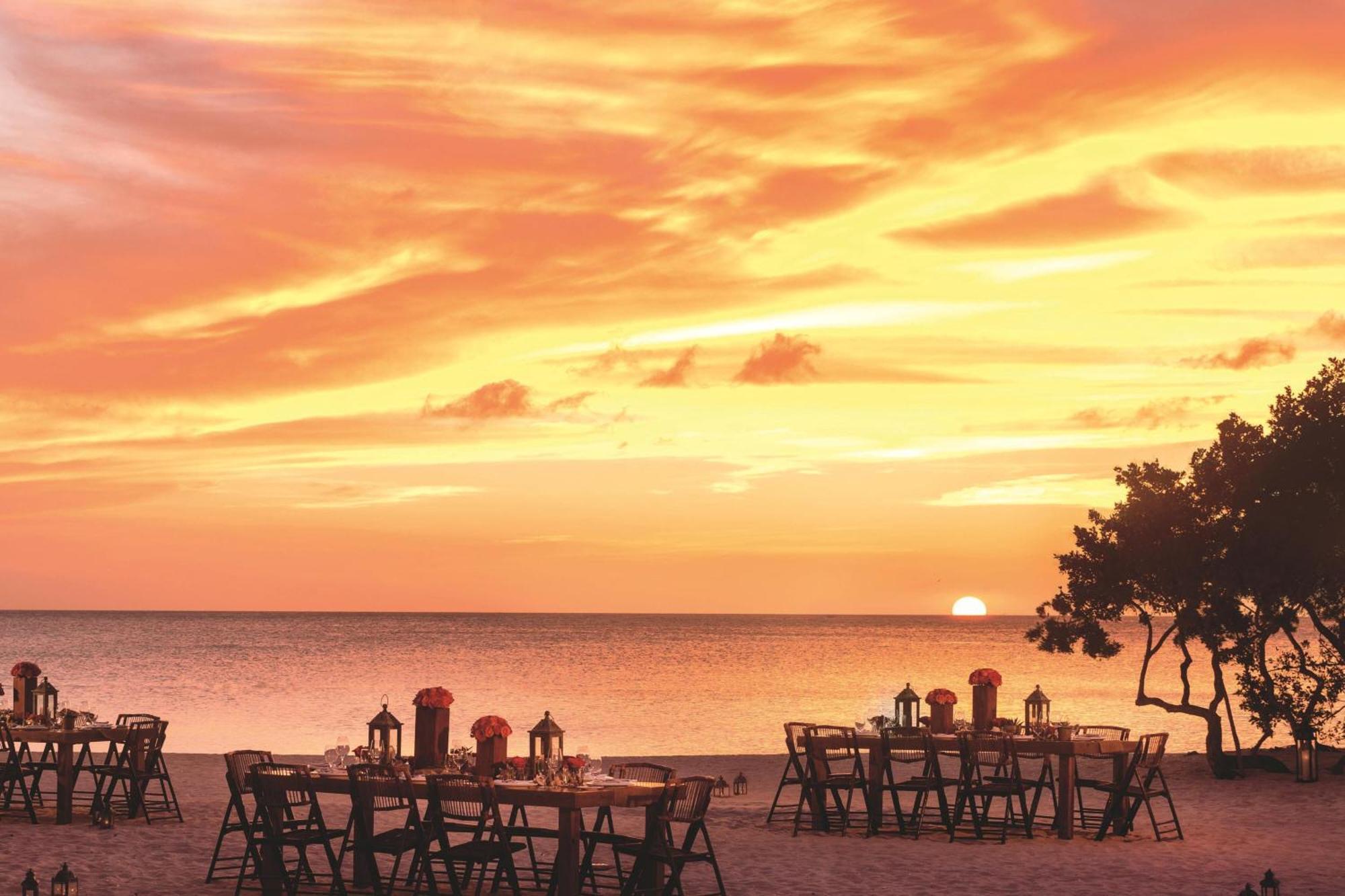 The Ritz-Carlton, Aruba Hotel Палм Бийч Екстериор снимка