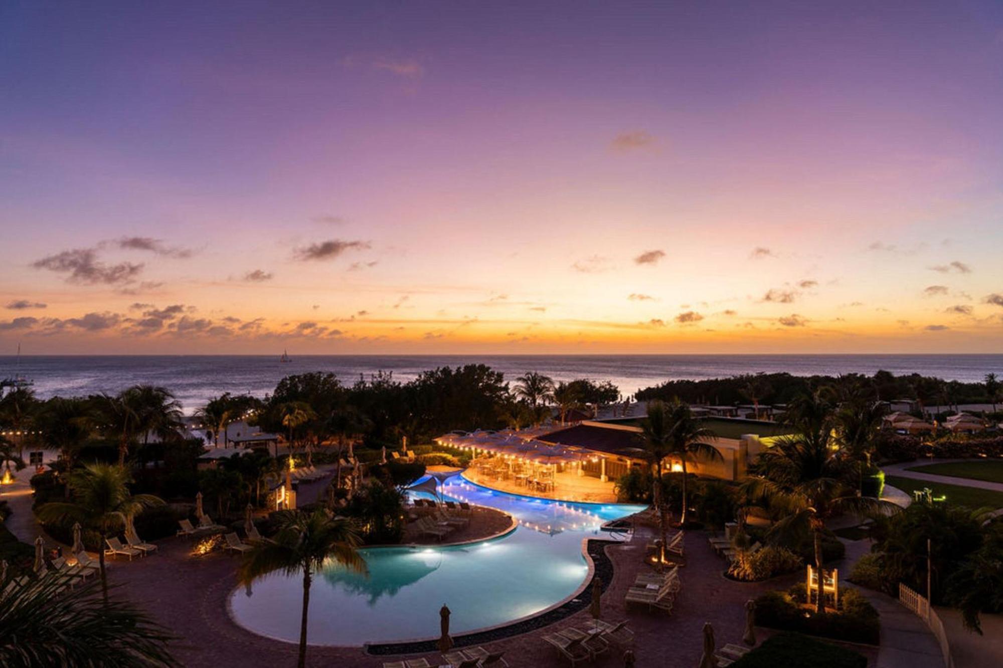 The Ritz-Carlton, Aruba Hotel Палм Бийч Екстериор снимка