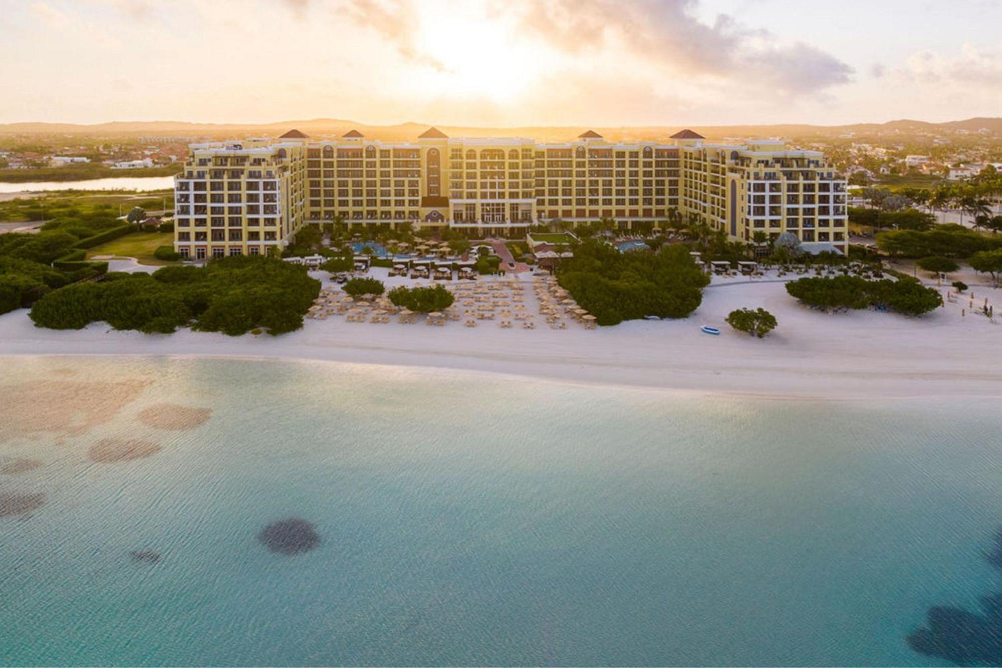 The Ritz-Carlton, Aruba Hotel Палм Бийч Екстериор снимка